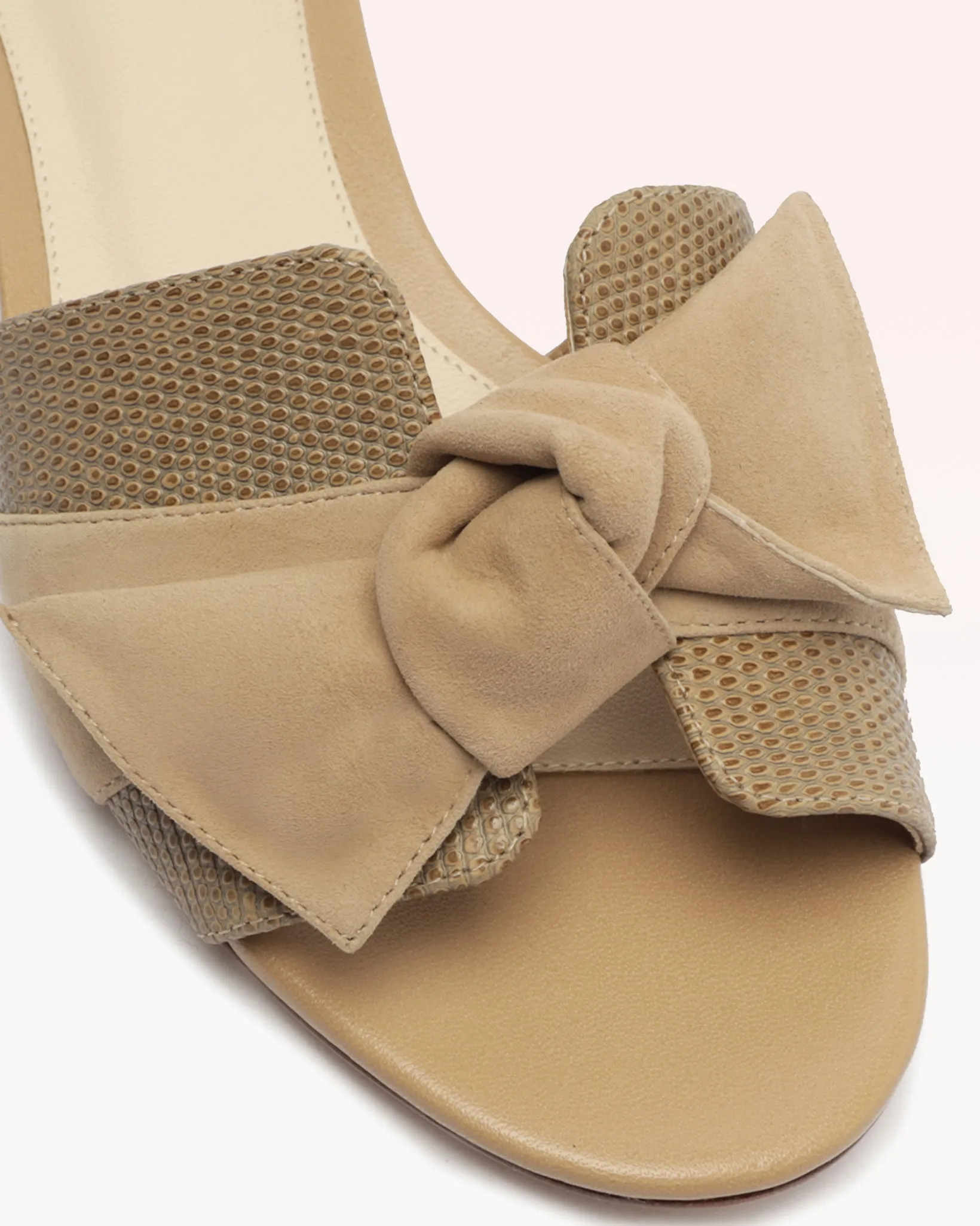 Maxi Clarita Flat Semolina